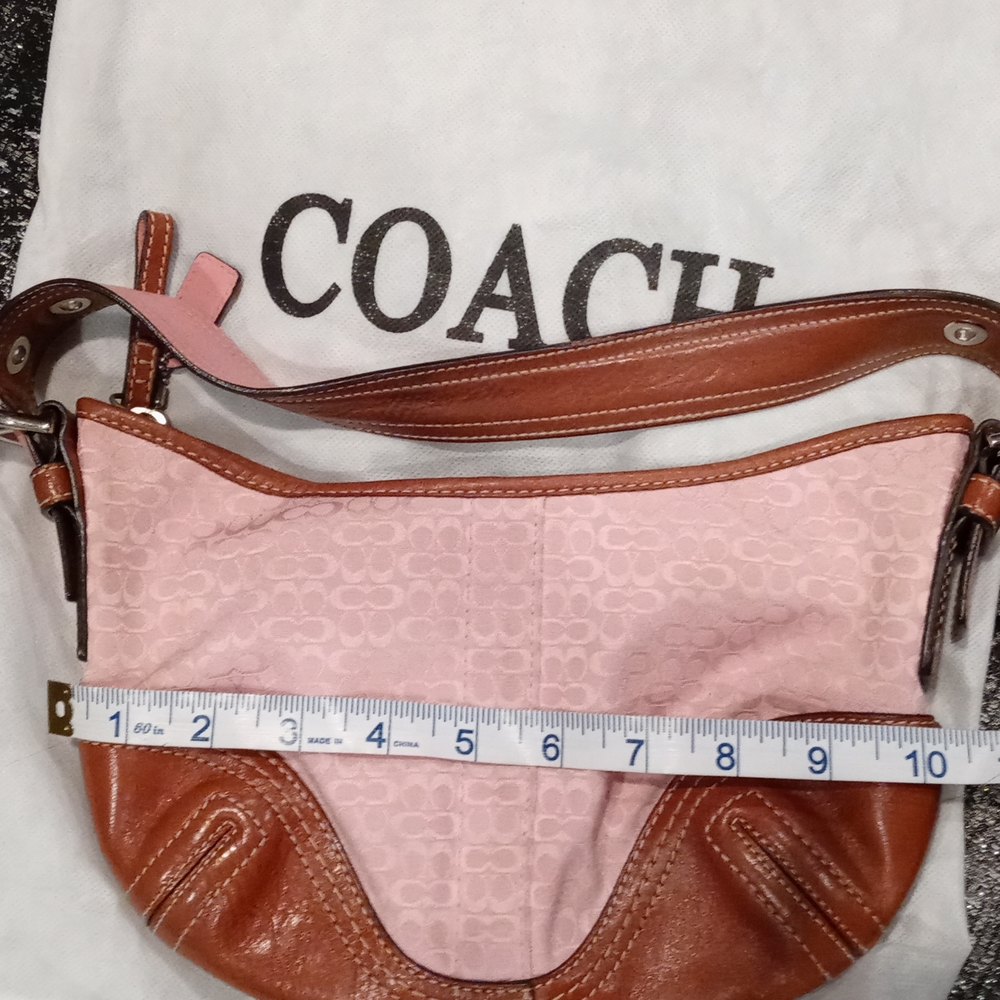 Coach vintage signature bag. - Picture 8 of 14